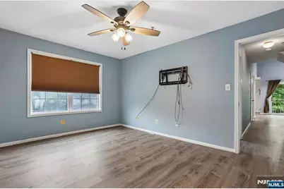 164 Cambridge Court, Clifton, NJ 07014 - Photo 20