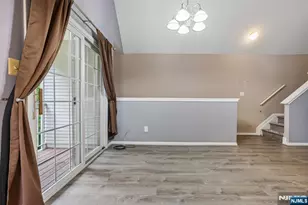 164 Cambridge Ct, Clifton, NJ 07014 - Photo 12
