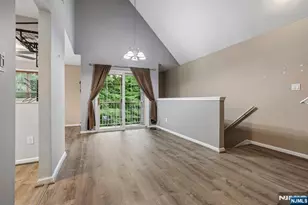 164 Cambridge Ct, Clifton, NJ 07014 - Photo 8