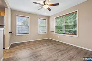 164 Cambridge Ct, Clifton, NJ 07014 - Photo 10