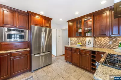 9 Hamilton Terrace, Montclair, NJ 07043 - Photo 16