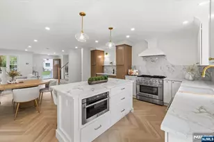 37 Congressional Pkwy, Livingston, NJ 07039 - Photo 4