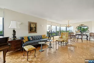 900 Palisade Ave 4F, Fort Lee, NJ 07024 - Photo 2