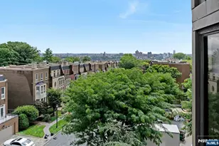 900 Palisade Ave 4F, Fort Lee, NJ 07024 - Photo 10