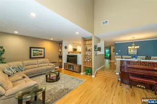 15 Fair Ridge Ct, Wayne, NJ 07470 - Photo 8