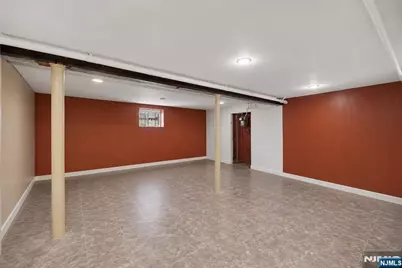 126 Genesee Avenue, Teaneck Township, NJ 07666 - Photo 20