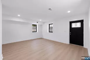749 11th St, Newark, NJ 07103 - Photo 32