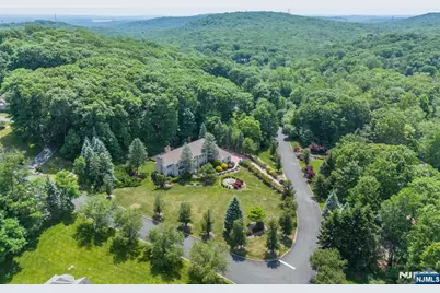 5 Raine Tree Court, Kinnelon, NJ 07405 - Photo 32