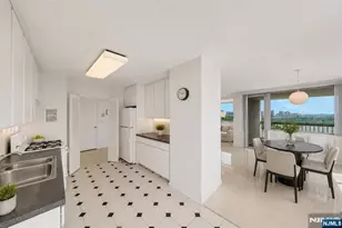 1600 Parker Ave 5G, Fort Lee, NJ 07024 - Photo 16