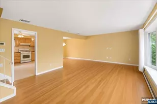 42 Aberdeen Ave, Wayne, NJ 07470 - Photo 12