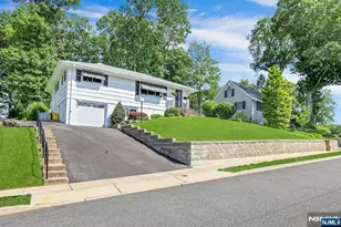 37 Hilltop Terrace, Bloomingdale, NJ 07403 - Photo 22
