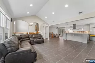 12 Manning Rd, Paramus, NJ 07652 - Photo 4