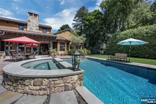 900 Laurie Ln, Franklin Lakes, NJ 07417 - Photo 42