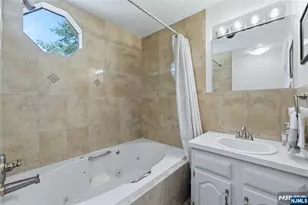 442 Riverview Dr, Totowa, NJ 07512 - Photo 20