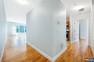 337 The Promenade 337, Edgewater, NJ 07020 - Photo 8