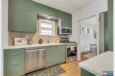 148 Essex Avenue, Glen Ridge, NJ 07028 - Photo 26