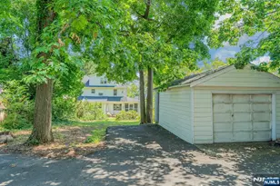 148 Essex Ave, Glen Ridge, NJ 07028 - Photo 70