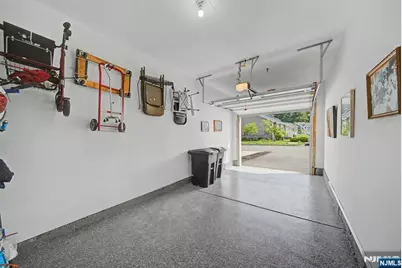 13 Whitney Avenue 402 #402, Morris Plains Borough, NJ 07950 - Photo 36