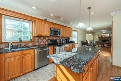 43 Bisset Drive, West Milford, NJ 07480 - Photo 10