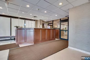 300 Winston Dr 2912, Cliffside Park, NJ 07010 - Photo 8