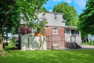 544 Abbott Ave, Ridgefield, NJ 07657 - Photo 10