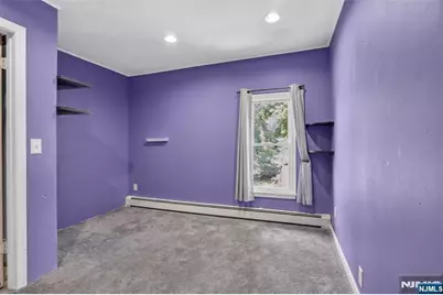 322 Romain Avenue, Pompton Lakes, NJ 07442 - Photo 14