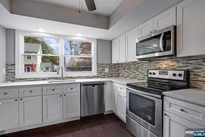 145 Schwarz Boulevard, Jefferson Township, NJ 07849 - Photo 14