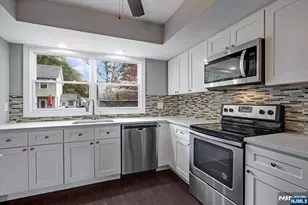 145 Schwarz Blvd, Jefferson Township, NJ 07849 - Photo 14