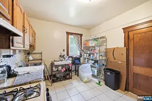948 Van Houten Ave, Clifton, NJ 07013 - Photo 8