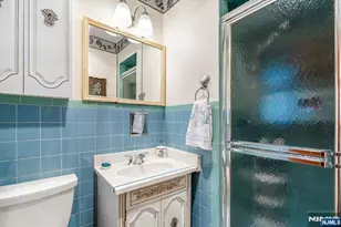 301 Raymond St, Hillsdale, NJ 07642 - Photo 18