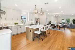 3 Grove St, Waldwick, NJ 07463 - Photo 8
