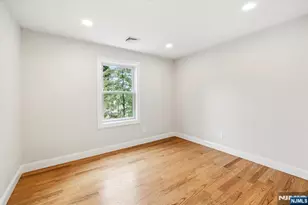 3 Grove St, Waldwick, NJ 07463 - Photo 16