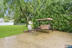 30 Genevieve Ave, Hawthorne, NJ 07506 - Photo 30
