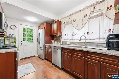 30 Genevieve Avenue, Hawthorne, NJ 07506 - Photo 14