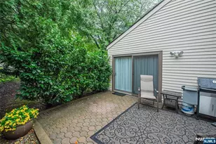 13 Stonegate Dr, Roseland, NJ 07068 - Photo 24
