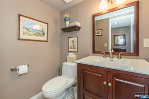 13 Stonegate Dr, Roseland, NJ 07068 - Photo 20