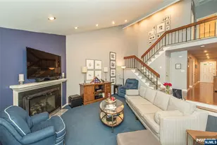 13 Stonegate Dr, Roseland, NJ 07068 - Photo 10