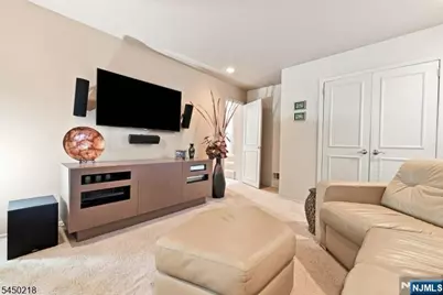 18 Druid Hill Drive, Parsippany, NJ 07054 - Photo 30