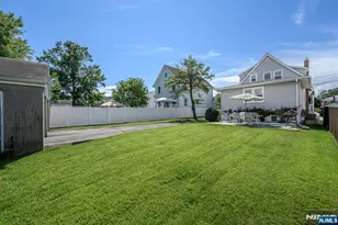 716 4th St, Lyndhurst Township, NJ 07071 - Photo 30