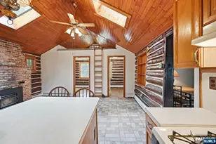 26 Clubhouse Ave, West Milford, NJ 07480 - Photo 14