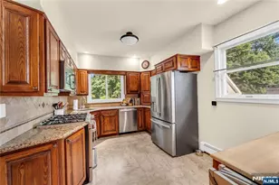 37 Kensington Ave, Norwood, NJ 07648 - Photo 8