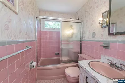 50 Plenge Drive, Belleville, NJ 07109 - Photo 12