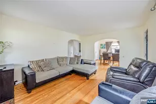 1 Garden Ct, Garfield, NJ 07026 - Photo 8