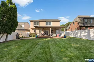 16 Madison Ave, Hasbrouck Heights, NJ 07604 - Photo 32