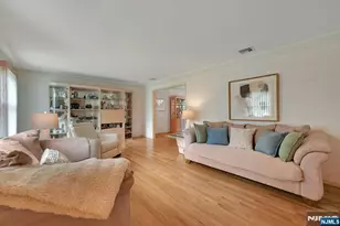 885 Summit Ave, River Edge, NJ 07661 - Photo 16
