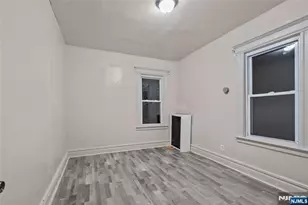 285 Amherst St, East Orange, NJ 07018 - Photo 4