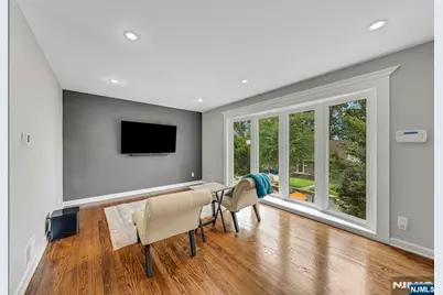 774 Ravenhill Place, Ridgefield, NJ 07657 - Photo 4