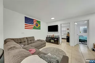 61 Sherman Ave, Newark, NJ 07114 - Photo 28