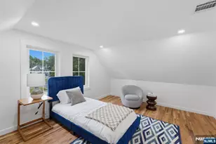 166 Lincoln St, Montclair, NJ 07042 - Photo 24