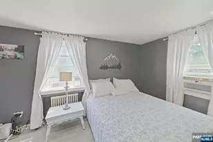112 Elmwood Dr, Elmwood Park, NJ 07407 - Photo 40